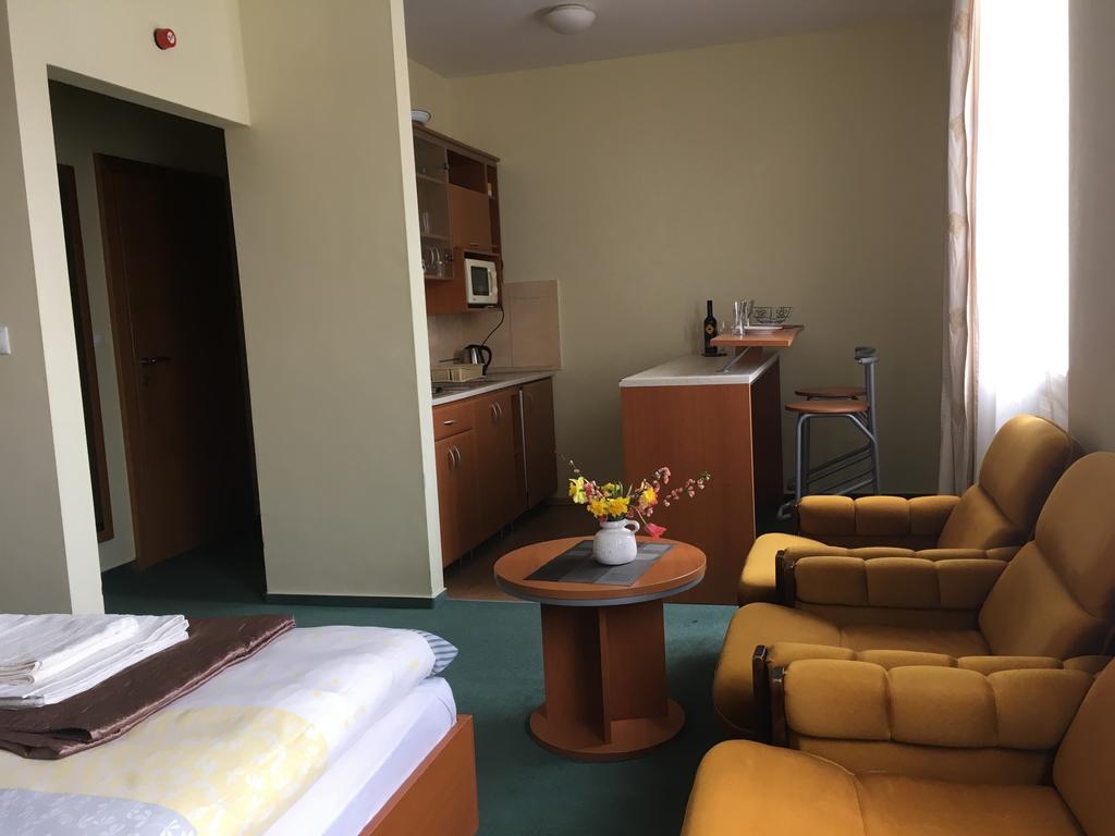 Apartman Darmon Пьештяни Экстерьер фото